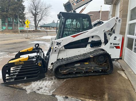 skid steer rental la crosse wi|coulee equipment rental la crosse.